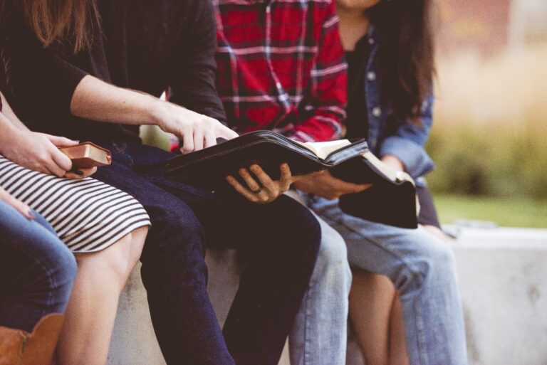 Most US Teenagers “Very Motivated” To Know About Jesus